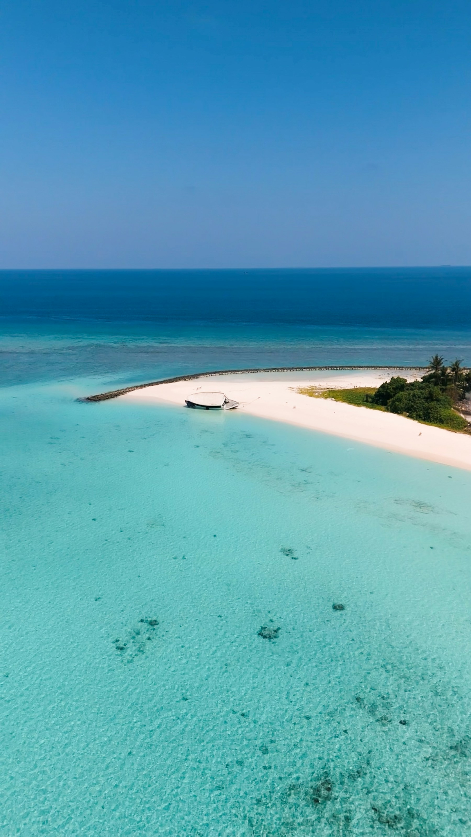 Fulidhoo from above